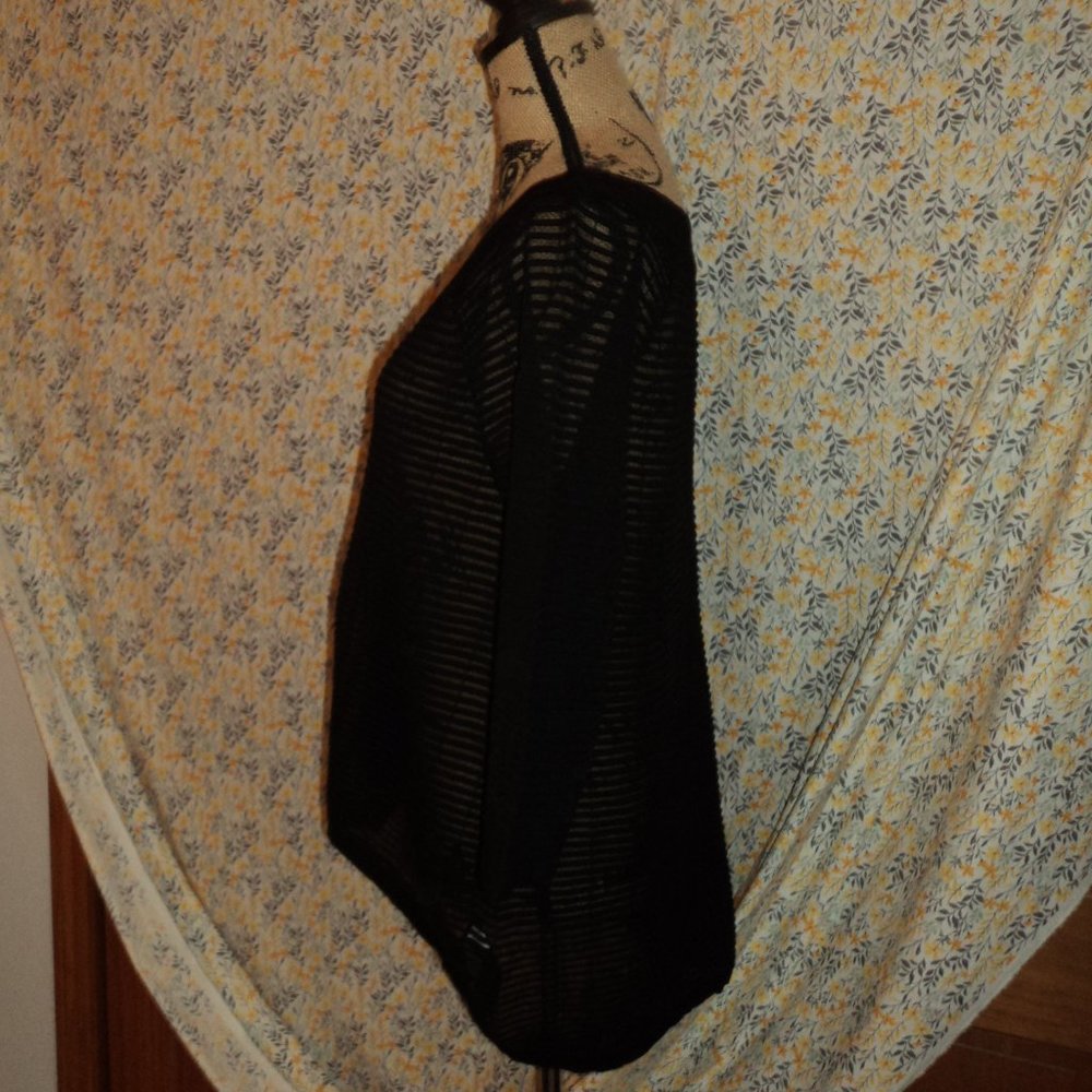 Sweater - Picture 4 of 5